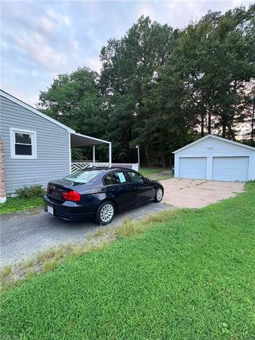 105 Second ST, Yorktown, VA 23692