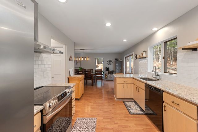 5 Wildwood Drive, Campton, NH 03223