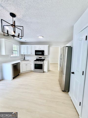 79 Kingsbrook Circle, Newnan, GA 30265