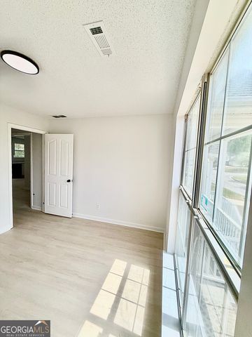 79 Kingsbrook Circle, Newnan, GA 30265