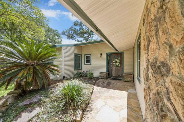 2410 Clark Drive, La Marque, TX 77568