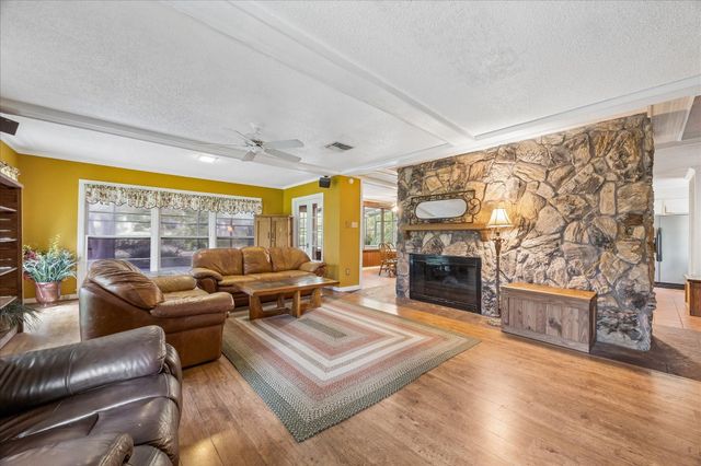2410 Clark Drive, La Marque, TX 77568