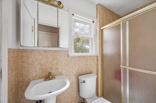 2410 Clark Drive, La Marque, TX 77568