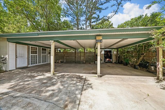 2410 Clark Drive, La Marque, TX 77568