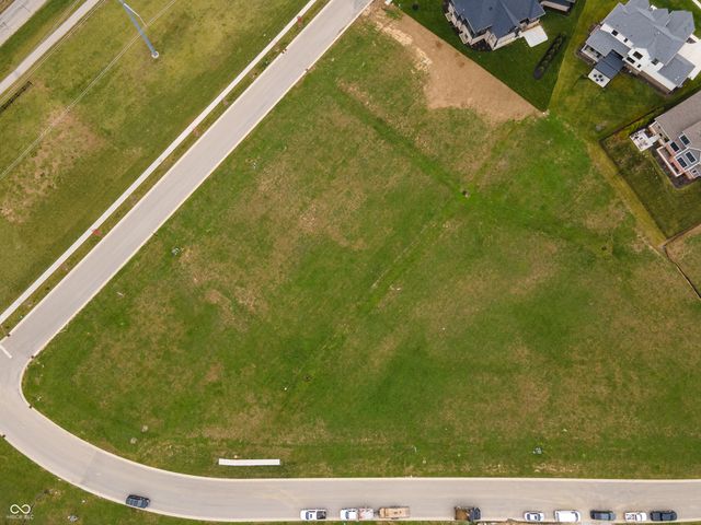 5187 Abington Way, Zionsville, IN 46077