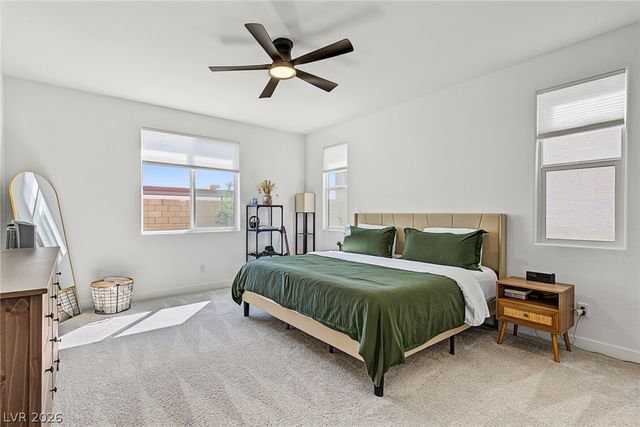 957 Hunter Shores Avenue, North Las Vegas, NV 89084