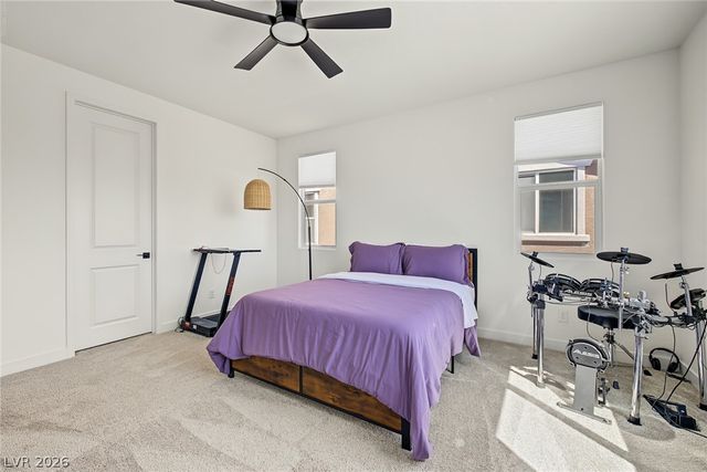 957 Hunter Shores Avenue, North Las Vegas, NV 89084