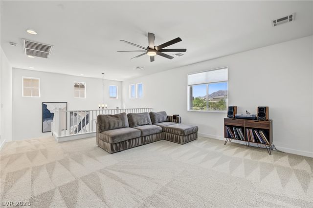 957 Hunter Shores Avenue, North Las Vegas, NV 89084