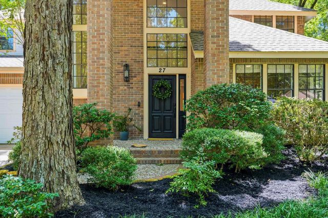 27 Sky Terrace Place, The Woodlands, TX 77381