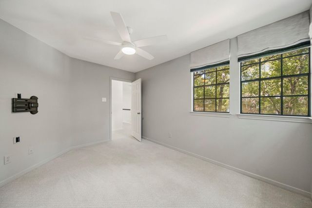 27 Sky Terrace Place, The Woodlands, TX 77381