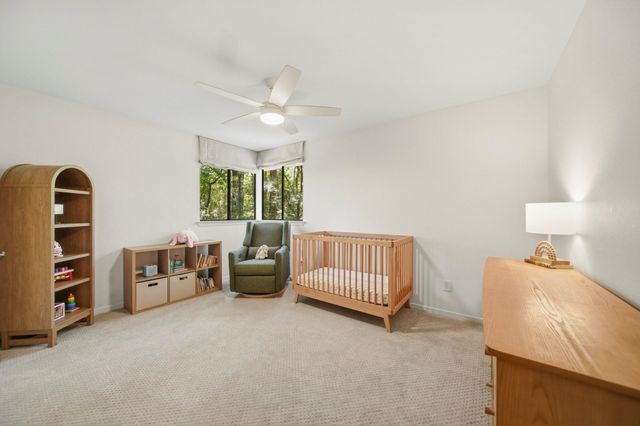 27 Sky Terrace Place, The Woodlands, TX 77381