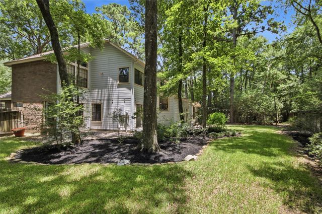 27 Sky Terrace Place, The Woodlands, TX 77381