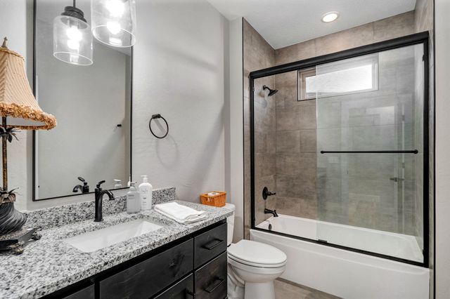 2983 W Teton Drive, Springfield, MO 65810