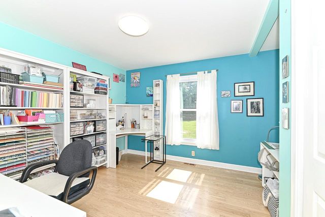 W5074 Hawk ROAD, Elkhorn, WI 53121