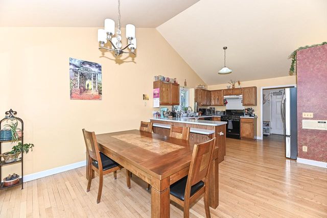 W5074 Hawk ROAD, Elkhorn, WI 53121