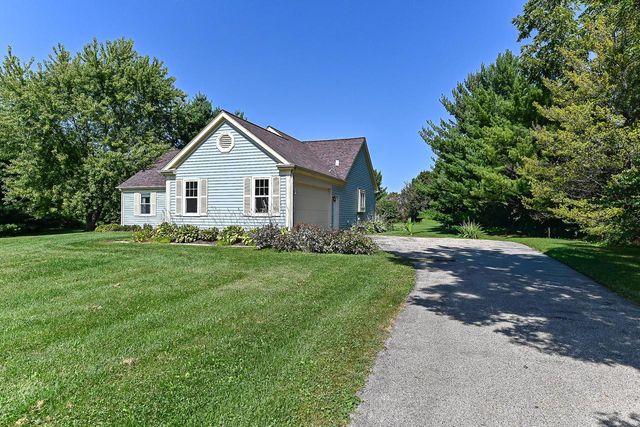 W5074 Hawk ROAD, Elkhorn, WI 53121
