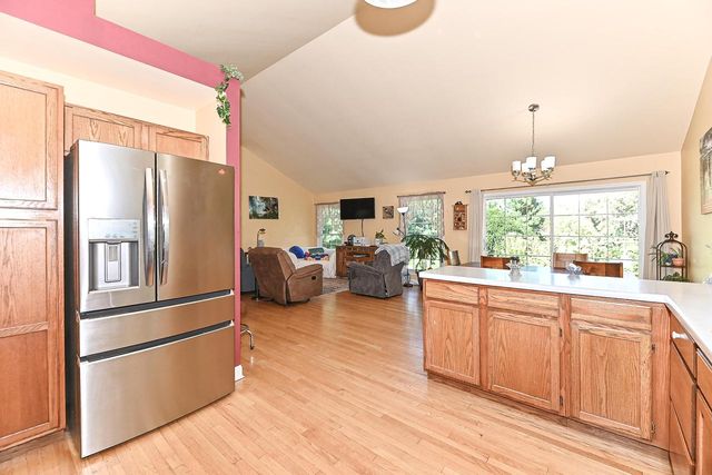 W5074 Hawk ROAD, Elkhorn, WI 53121