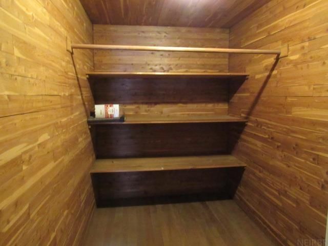 109 N Madison Street, Manchester, IA 52057