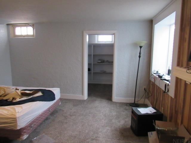 109 N Madison Street, Manchester, IA 52057