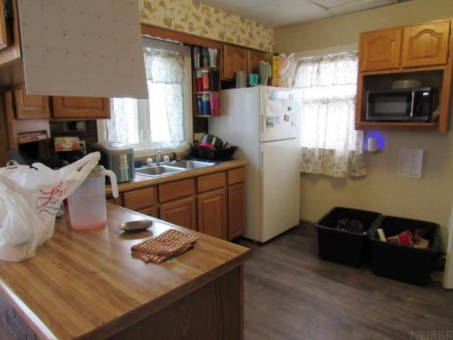 109 N Madison Street, Manchester, IA 52057