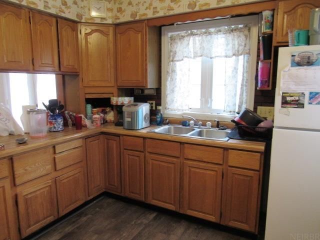 109 N Madison Street, Manchester, IA 52057