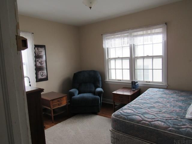 109 N Madison Street, Manchester, IA 52057