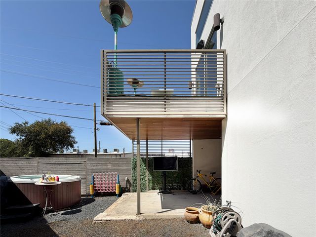 2021 Glencoe Street, Dallas, TX 75206