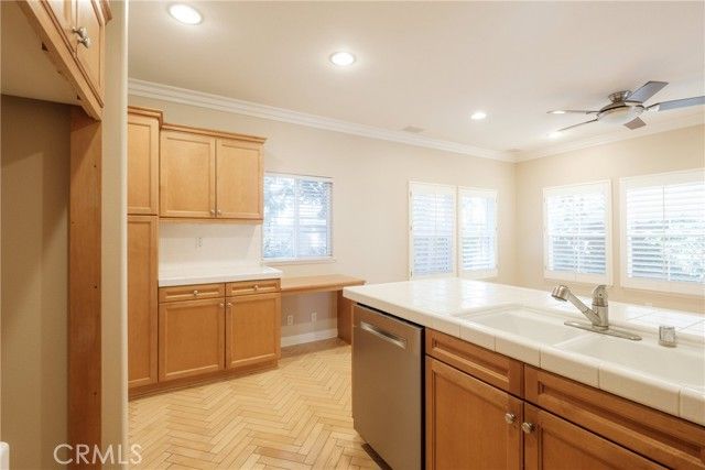 25 Periwinkle, Irvine, CA 92618