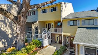 315 SCENIC POINT Lane, Fleming Island, FL 32003