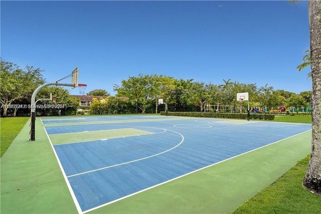 4700 NW 102nd Ave 204-23, Doral, FL 33178