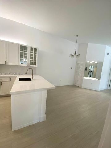 4700 NW 102nd Ave 204-23, Doral, FL 33178