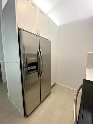 4700 NW 102nd Ave 204-23, Doral, FL 33178