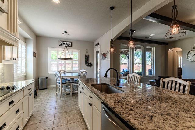 1305 Chisholm Trail Court, Midlothian, TX 76065