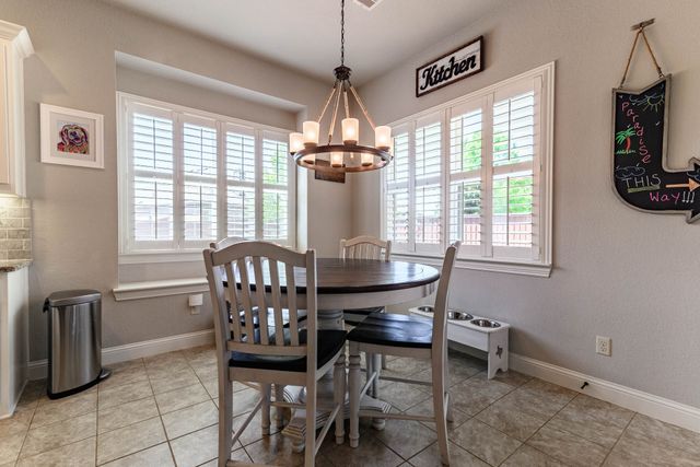 1305 Chisholm Trail Court, Midlothian, TX 76065