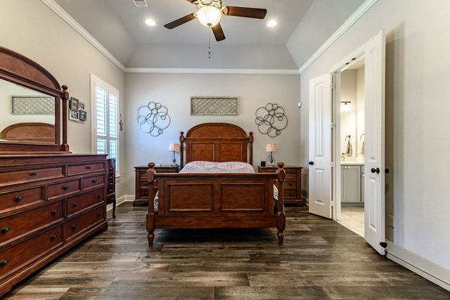 1305 Chisholm Trail Court, Midlothian, TX 76065