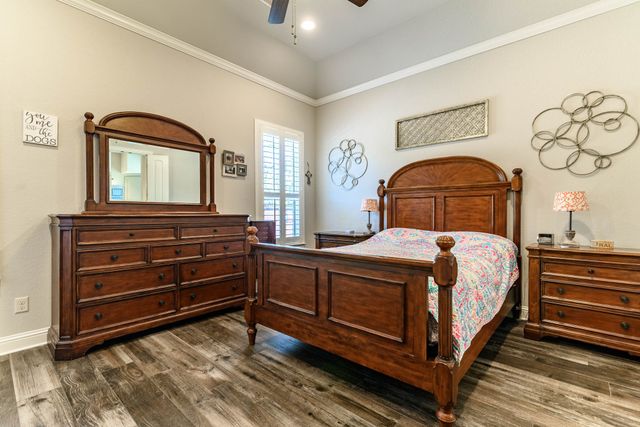 1305 Chisholm Trail Court, Midlothian, TX 76065