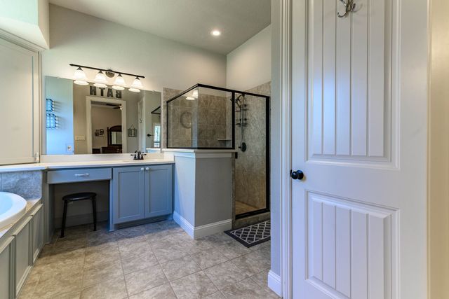 1305 Chisholm Trail Court, Midlothian, TX 76065