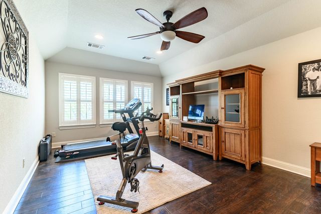 1305 Chisholm Trail Court, Midlothian, TX 76065