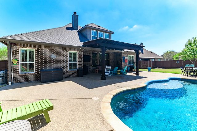 1305 Chisholm Trail Court, Midlothian, TX 76065