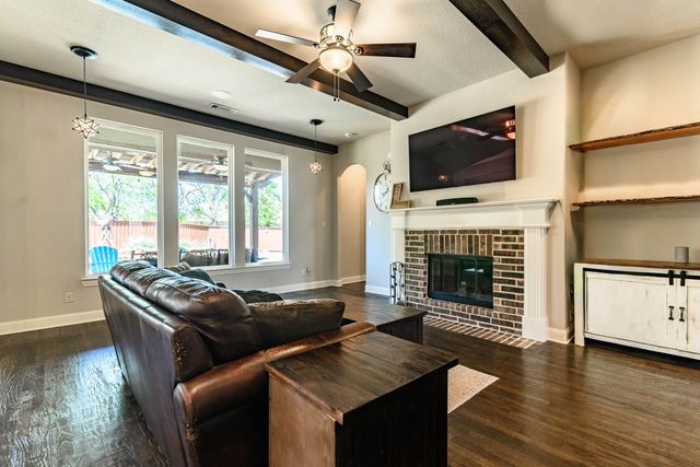 1305 Chisholm Trail Court, Midlothian, TX 76065