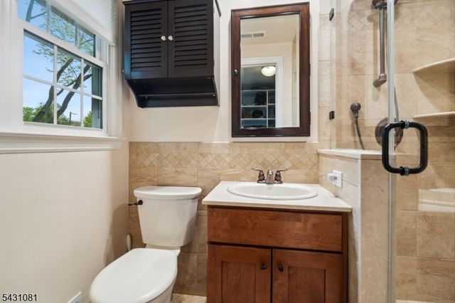 65 Coddington Dr, New Providence Boro, NJ 07974