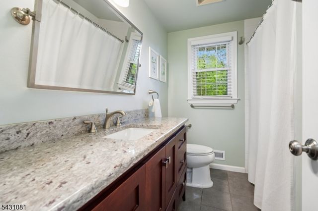 65 Coddington Dr, New Providence Boro, NJ 07974