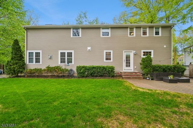 65 Coddington Dr, New Providence Boro, NJ 07974