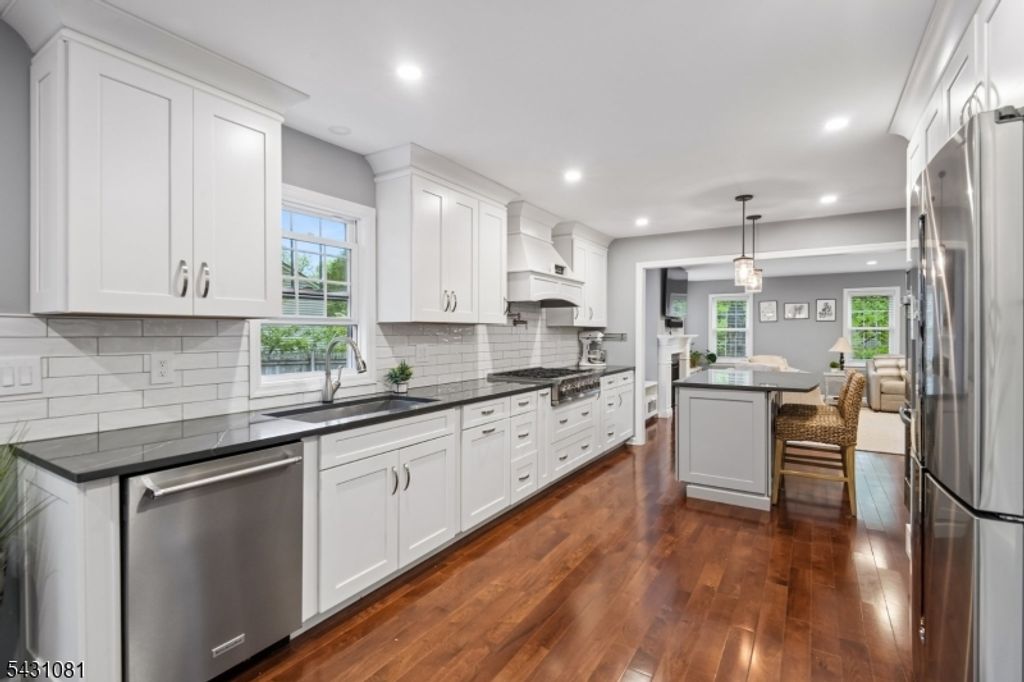 65 Coddington Dr, New Providence Boro, NJ 07974 — photo 5
