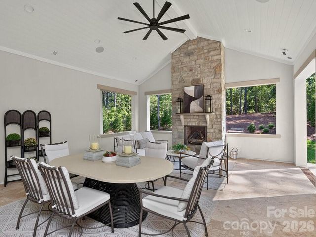 19329 Youngblood Road W 4, Charlotte, NC 28278