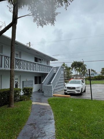 898 NW 45th Ave 42, Miami, FL 33126