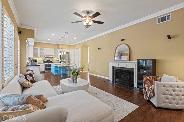 82 Winslow, Irvine, CA 92620