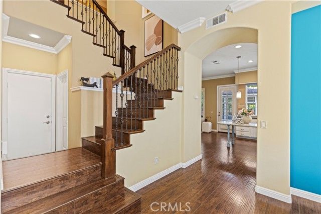 82 Winslow, Irvine, CA 92620