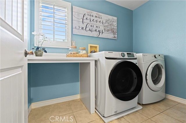 82 Winslow, Irvine, CA 92620