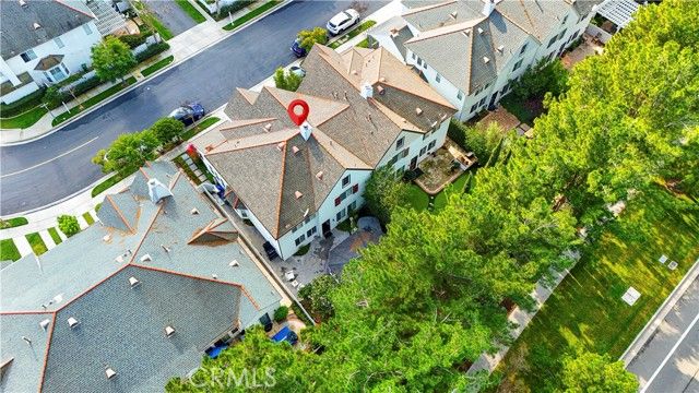 82 Winslow, Irvine, CA 92620